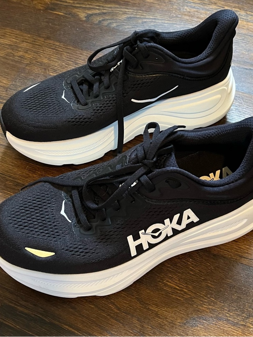 Hoka One One Bondi size 9 wide Running Sneakers